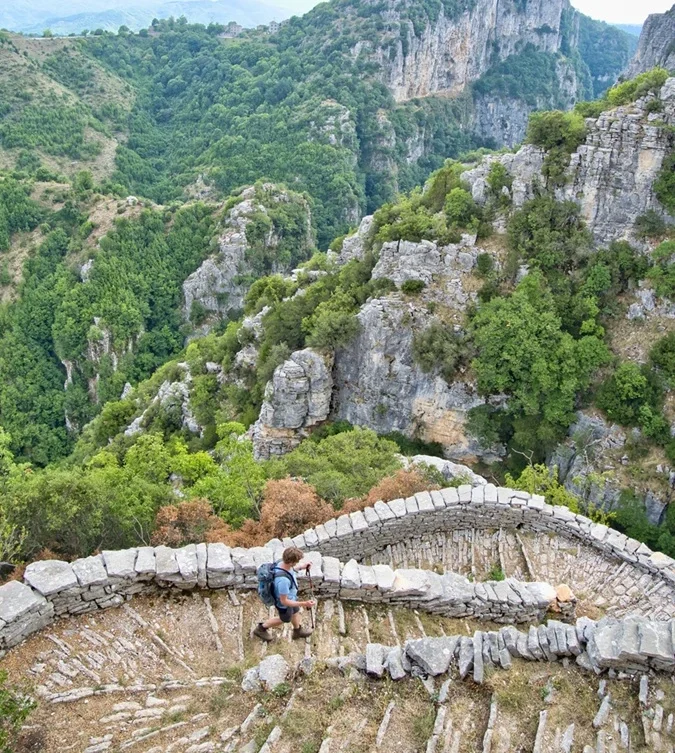 The stone stairs of Vradeto Trail - Hiking at Zagori