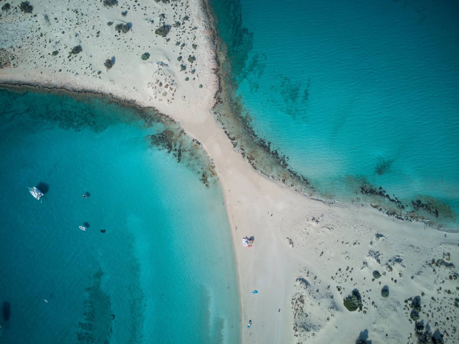 Take a swim at the double beach of Simos, Elafonisos _ WanderLife Greece