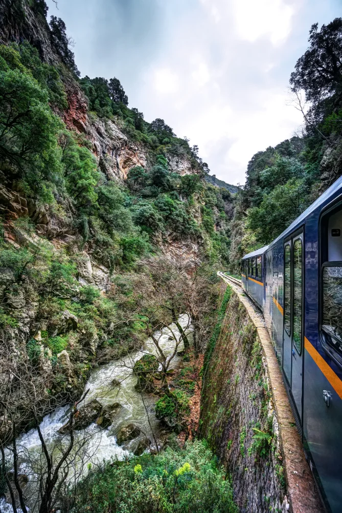 Odontotos Train - Vouraikos Gorge