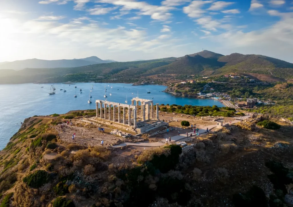 First time in Greece? Your ultimate guide to exploring mainland Greece by car